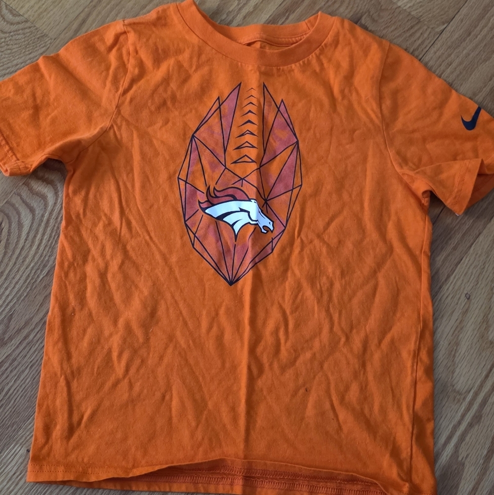 The Nike Tee Youth Large Denver Broncos Orange
